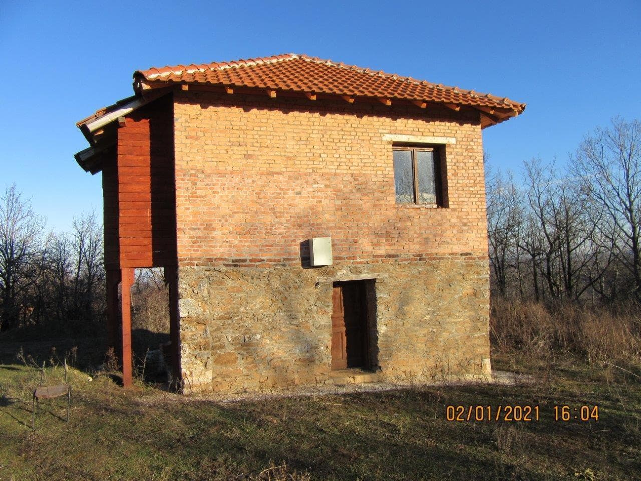 Photo 1
