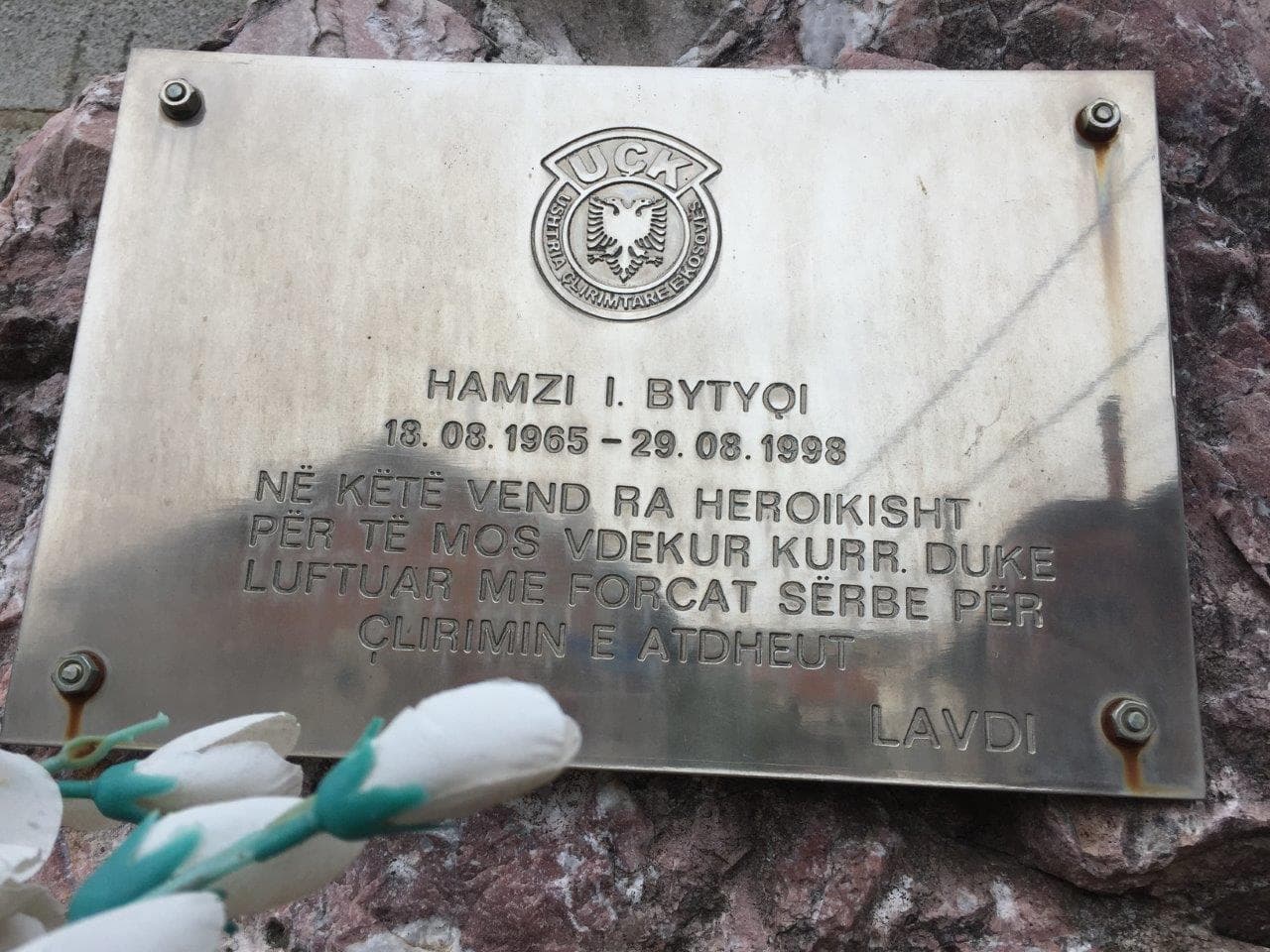 Photo 1