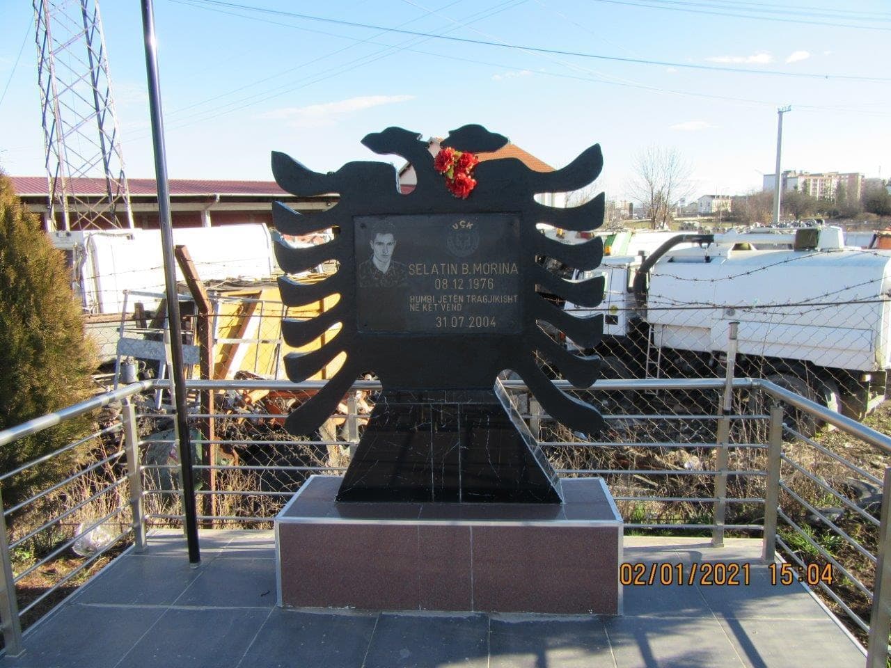Photo 1